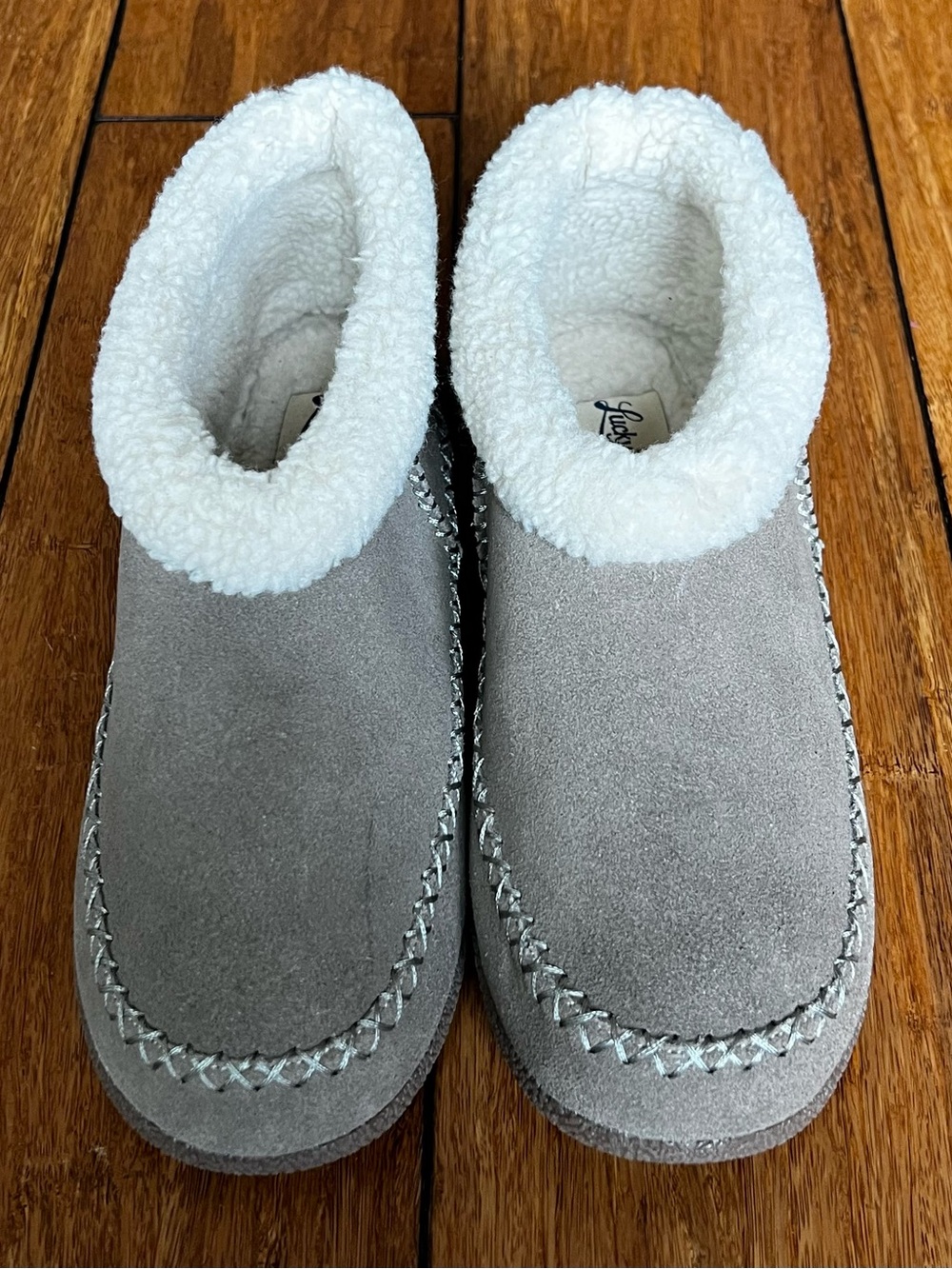 Lucky Brand Women’s Sabrina 2 Suede Mocassin Slippers Sherpa Lined Size 9B/39